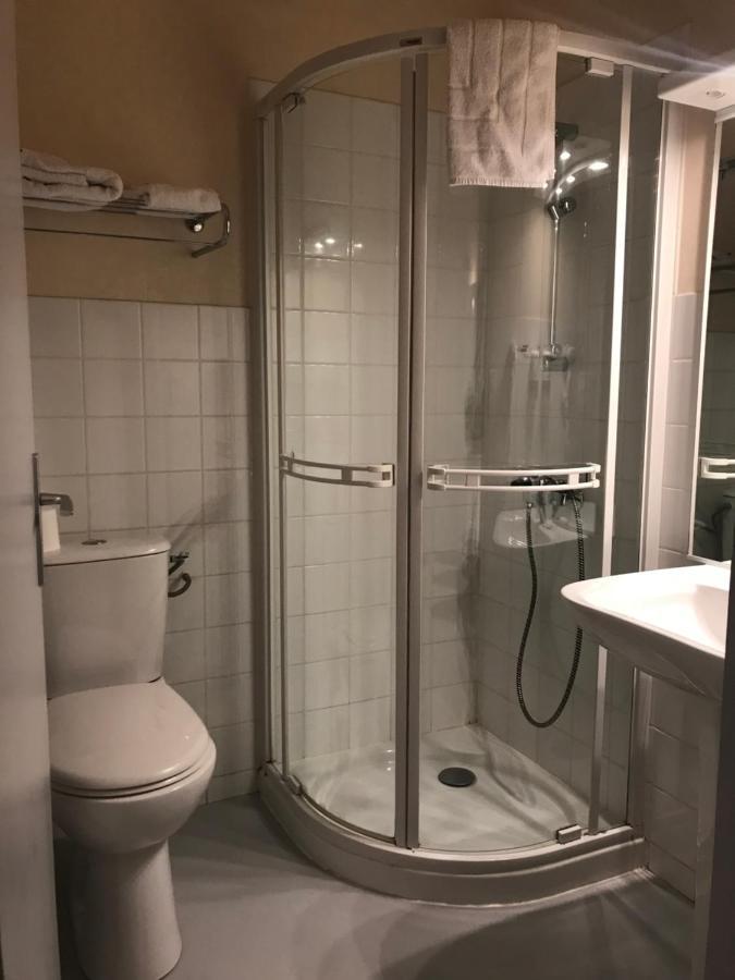 Hotel Du Centre Gueugnon المظهر الخارجي الصورة