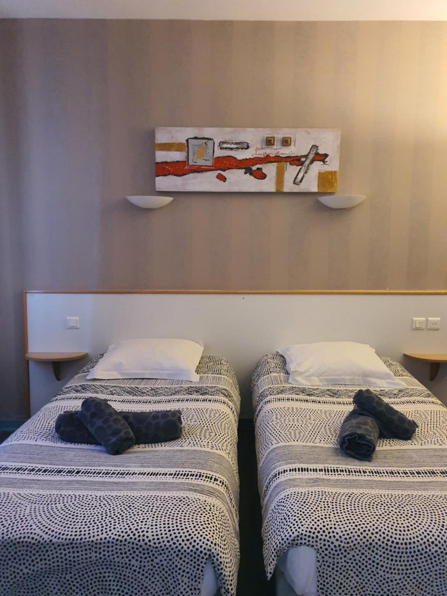 Hotel Du Centre Gueugnon المظهر الخارجي الصورة